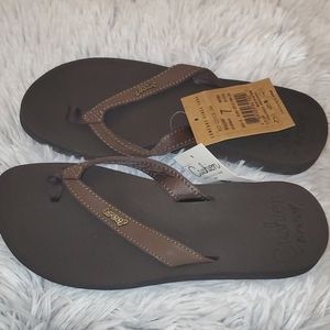 NWT Reef Flip Flops